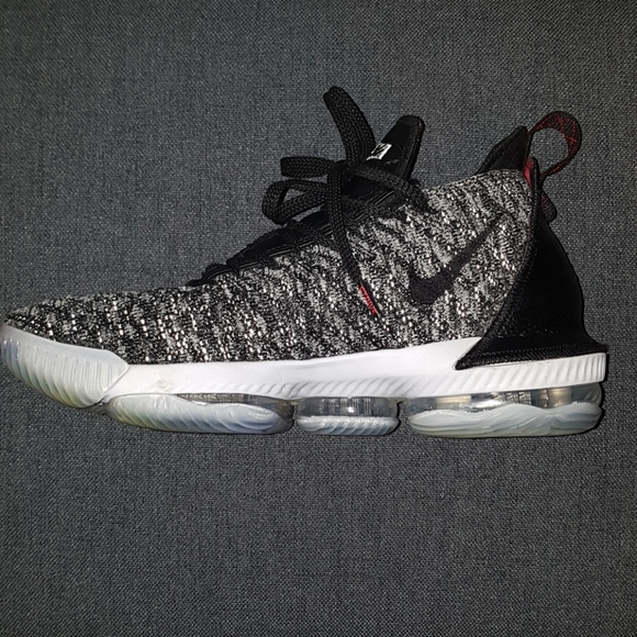 SOLD - Nike Lebron 16 OREO Shoes - Picture 2 of 8